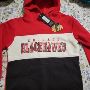NHL Chicago Blackhawks Black & Red Hoodie Sweatshirt, Boys XS (4t/5t)